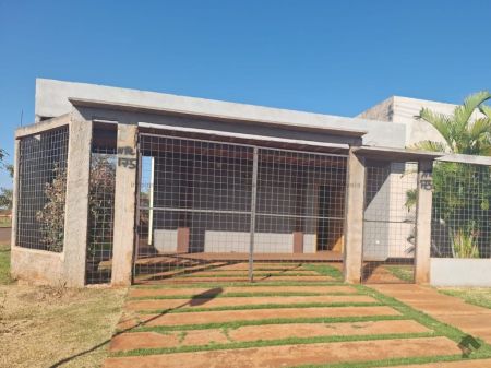 Casa-Térrea em Vila Olenka