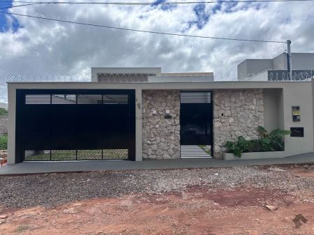 Casa-Térrea em Vila Nasser
