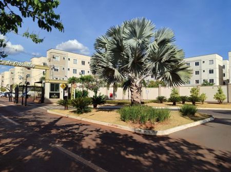 Apartamento em Pioneiros