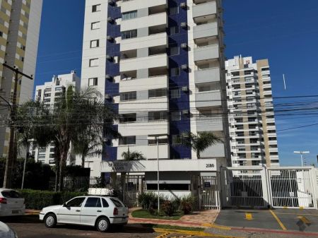 Apartamento em Jardim dos Estados