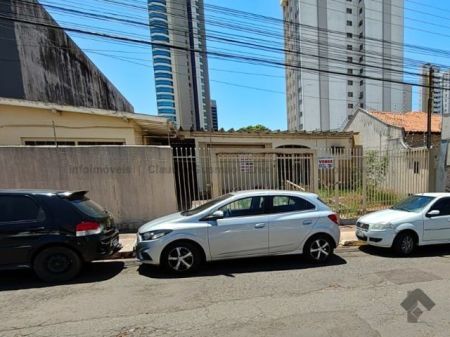 Casa Comercial em Jardim dos Estados