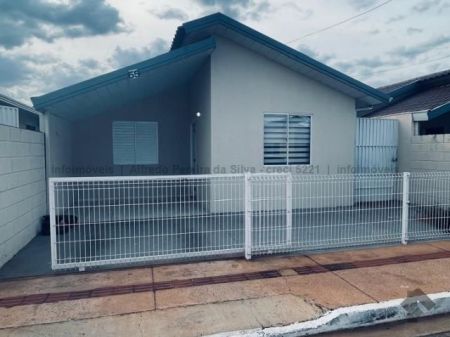 Casa-Térrea-Condomínio em Jardim São Conrado