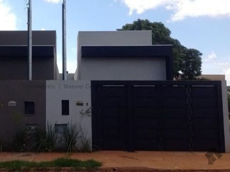 Casa-Térrea em Recanto dos Pássaros