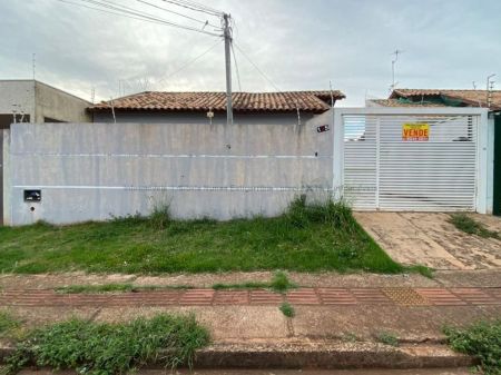 Casa-Térrea em Jardim Alto São Francisco