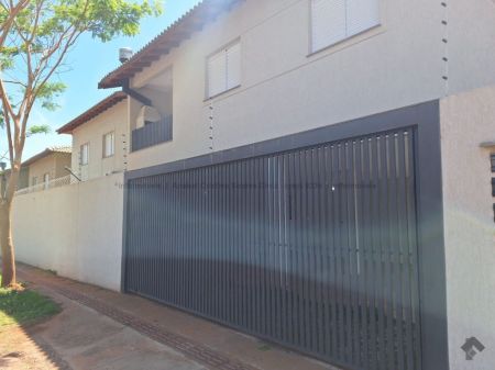 Apartamento em Jardim Paradiso
