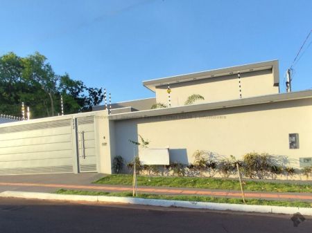 Casa-Térrea em Seminário