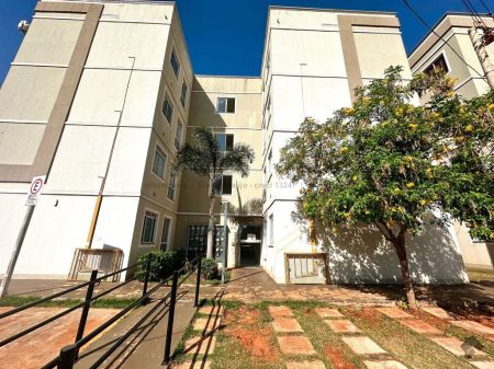 Apartamento em Pioneiros