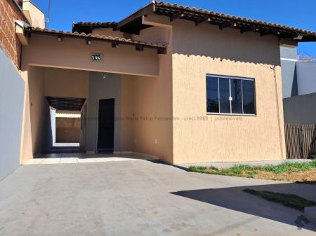 Casa-Térrea em Vila Bela