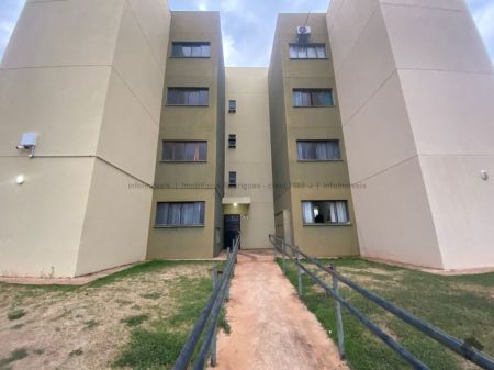 Apartamento em Aero Rancho