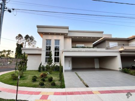 Sobrado-Condomínio em Pq. Residencial Damha III