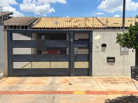 Casa-Térrea em Panorama