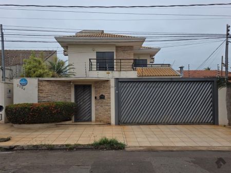 Sobrado em Vila Célia