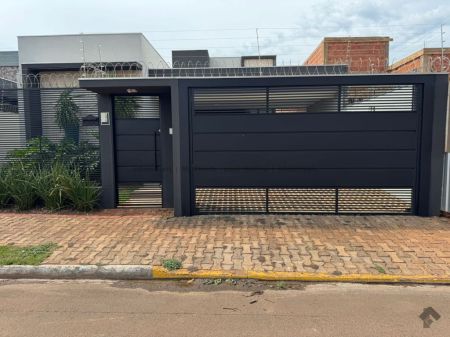 Casa-Térrea em Rita Vieira