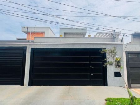 Casa-Térrea em Rita Vieira