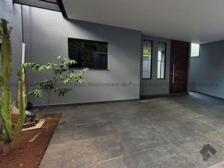 Casa-Térrea em Jardim Seminário