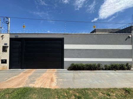 Casa-Térrea em Jardim Cristo Redentor