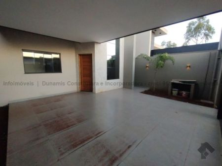 Casa-Térrea em Santa Fé