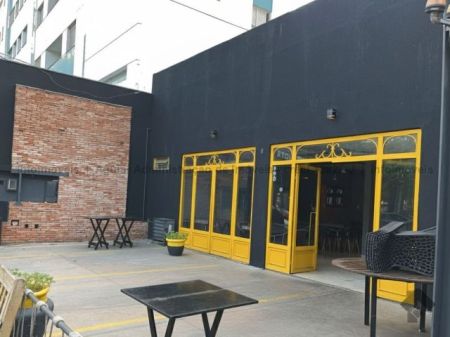 Sala / Salão / Loja em Centro