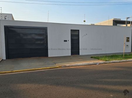 Casa-Térrea em Rita Vieira
