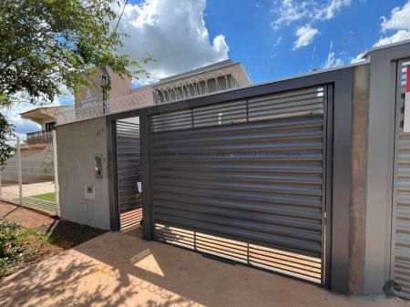 Casa-Térrea em Vila Nasser
