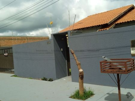 Casa-Térrea em Pé de Cedro