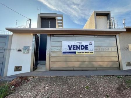Casa-Térrea em Jardim Auxiliadora