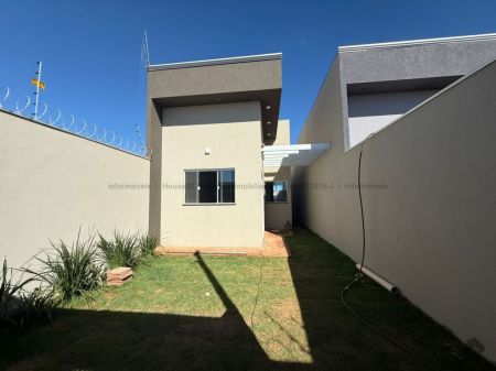 Casa-Térrea em Residencial Figueiras do Parque