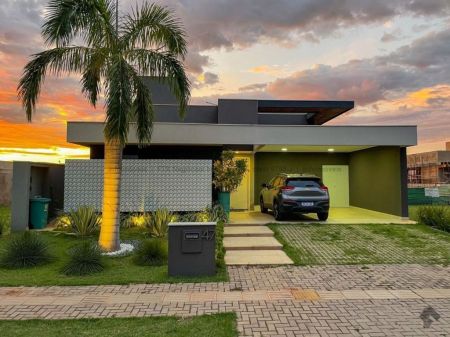 Casa-Térrea-Condomínio em Residencial Alphaville III