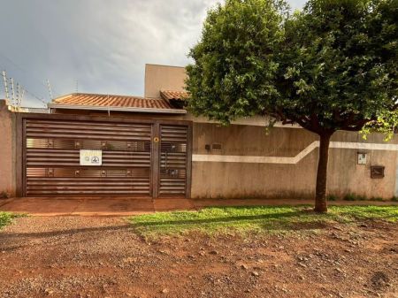 Casa-Térrea em Jardim das Nações