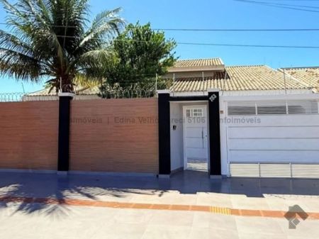 Casa-Térrea em Jardim Leblon