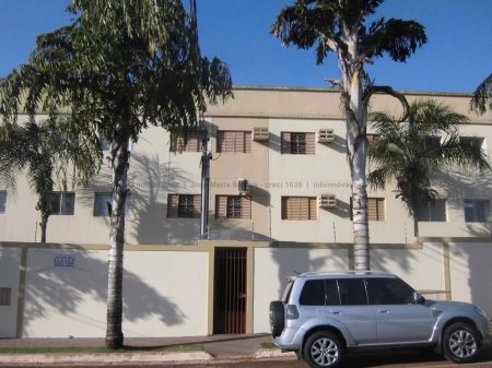 Apartamento em Vila Carvalho