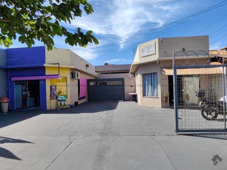 Imóvel Comercial em Parque Rita Vieira
