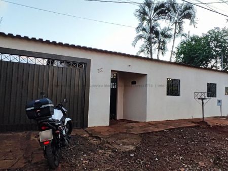 Casa-Térrea em Jardim São Conrado