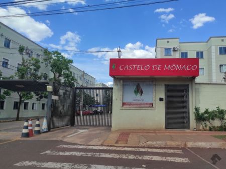 Apartamento em Pioneiros