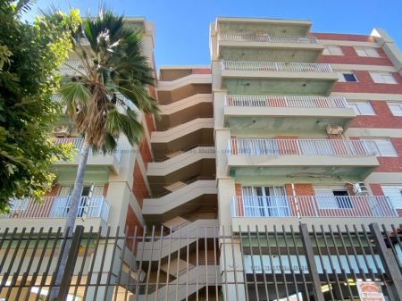 Apartamento em Vila Glória