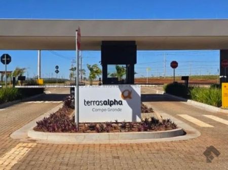 Terreno-Condomínio em Terras Alpha