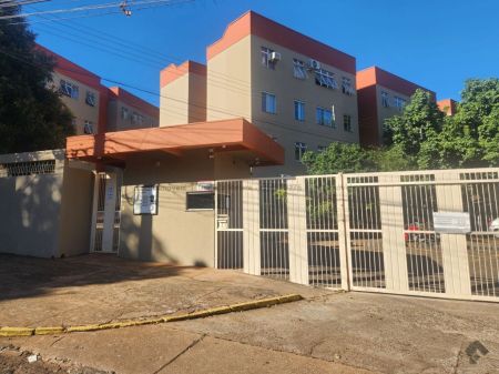 Apartamento em Vila Célia