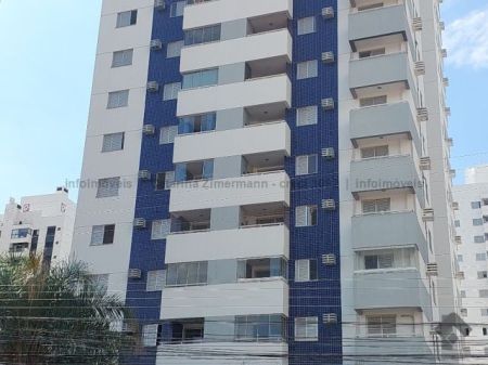 Apartamento em Centro
