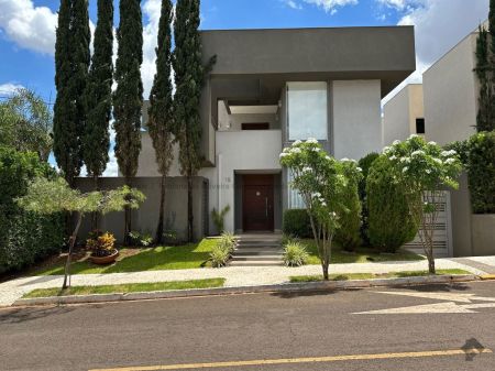Sobrado-Condomínio em Altos da Afonso Pena