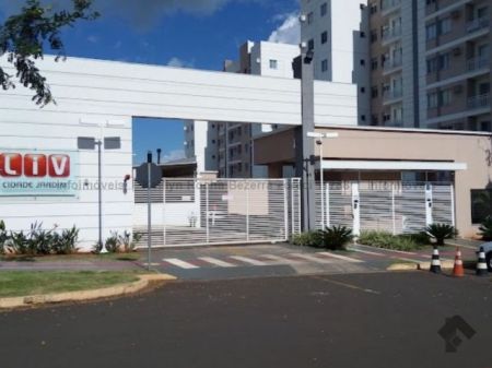 Apartamento em Flamboyant
