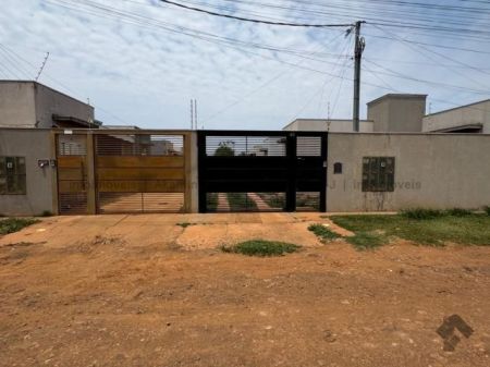 Casa-Térrea-Condomínio em Jardim São Conrado
