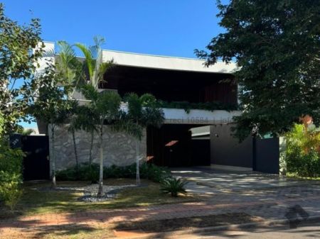 Casa-Térrea-Condomínio em Residencial Alphaville II