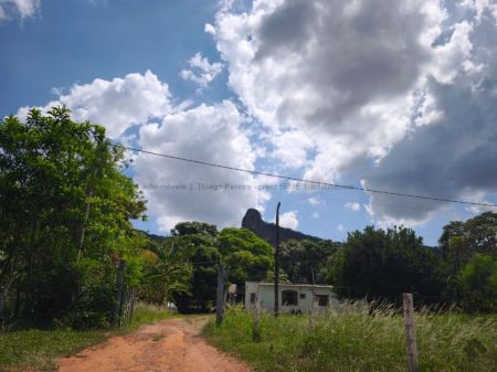 Área em Distrito de Camisão