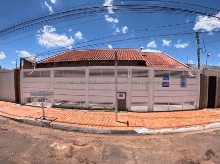 Casa-Térrea em Flamboyant II