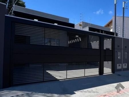Casa-Térrea em Rita Vieira