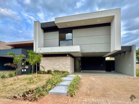 Sobrado-Condomínio em Residencial Alphaville IV