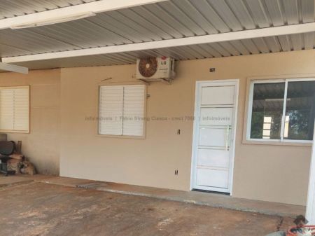 Casa-Térrea-Condomínio em Parati