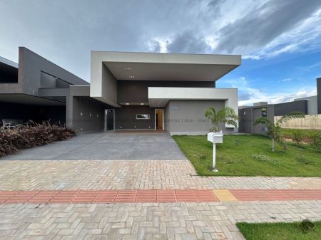 Casa-Térrea-Condomínio em Residencial Alphaville IV