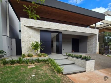 Casa-Térrea-Condomínio em Residencial Porto Madero