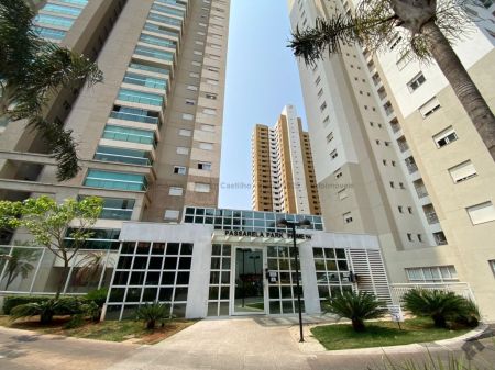 Apartamento em Vivendas do Bosque